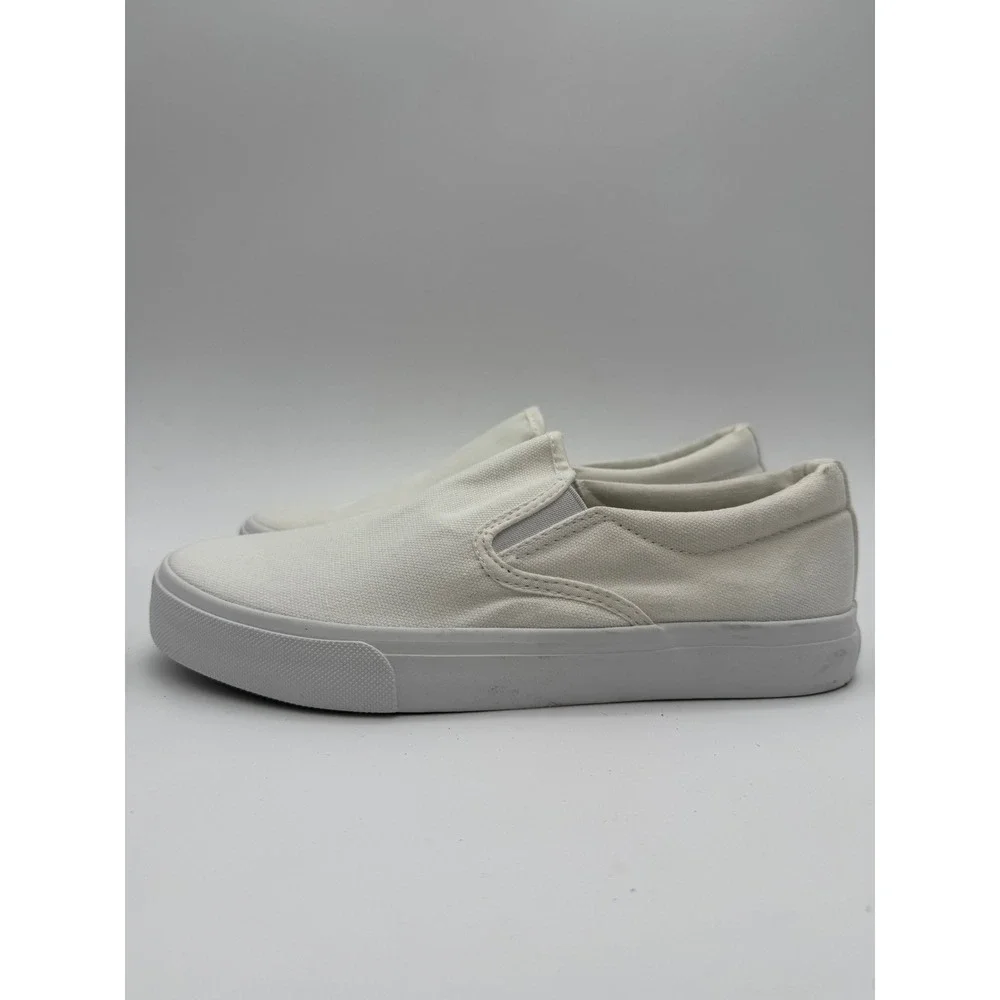 White Canvas Slip On Sneakers Women'sSize 7.5 Casual Shoes‎